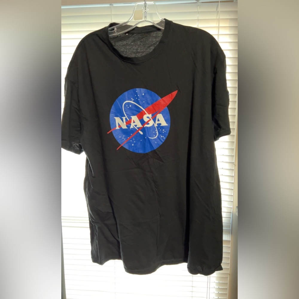 Nasa T-shirt
